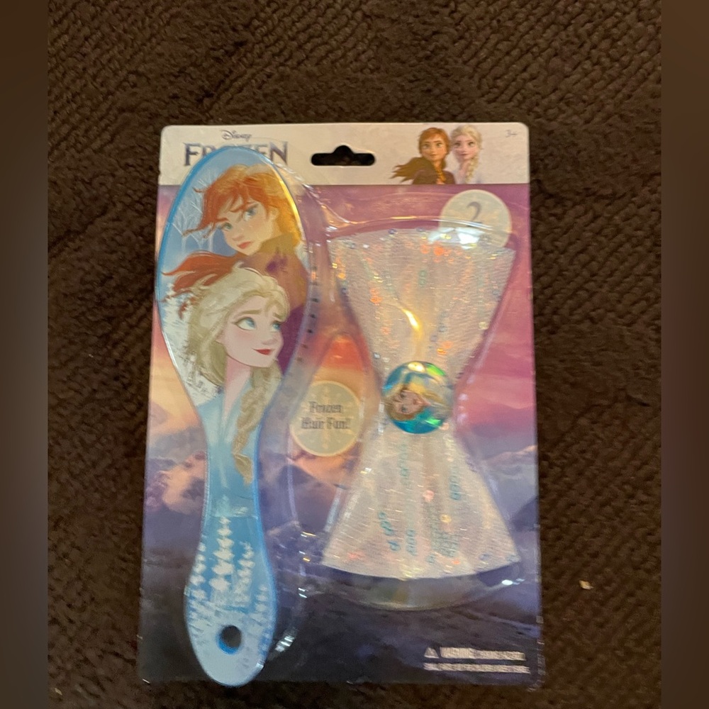 Disney Frozen❄️Frozen 2 Brush & Bow🎀Gift🎁Set